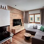 Alpin Residenzen Buchensteinwand St. Ulrich By Alpina-holiday * ザンクト・ウルリッヒ・アム・ピラーゼー