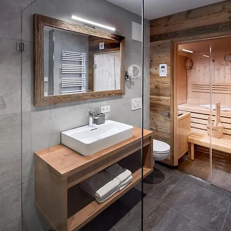 Alpin Residenzen Buchensteinwand St. Ulrich By Alpina-holiday * 상트율리흐암필레르시