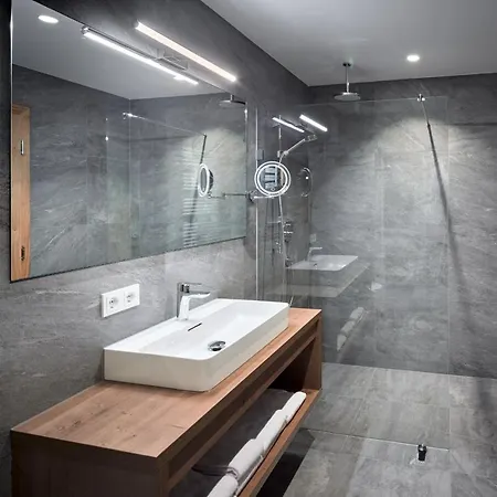 Alpin Residenzen Buchensteinwand St. Ulrich By Alpina-holiday