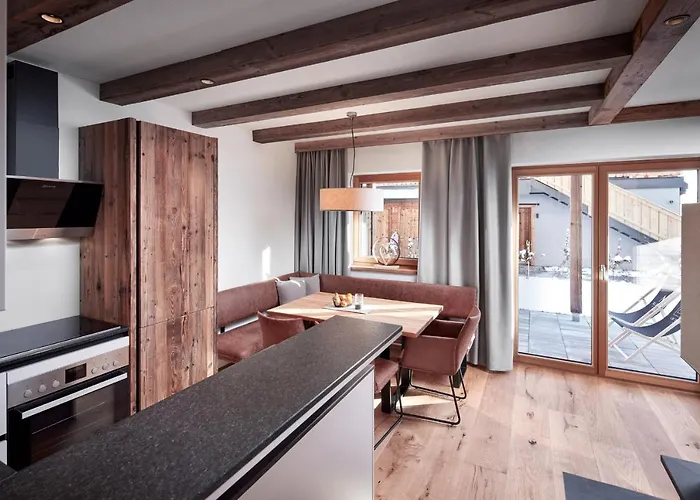 Alpin Residenzen Buchensteinwand St. Ulrich By Alpina-holiday 아파트 *